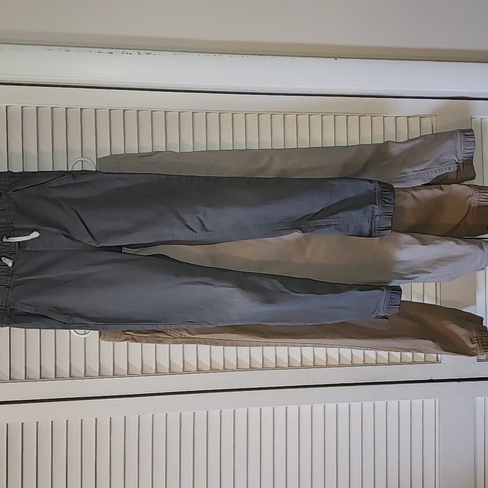 3 pair GUC Class Club joggers size 6/7